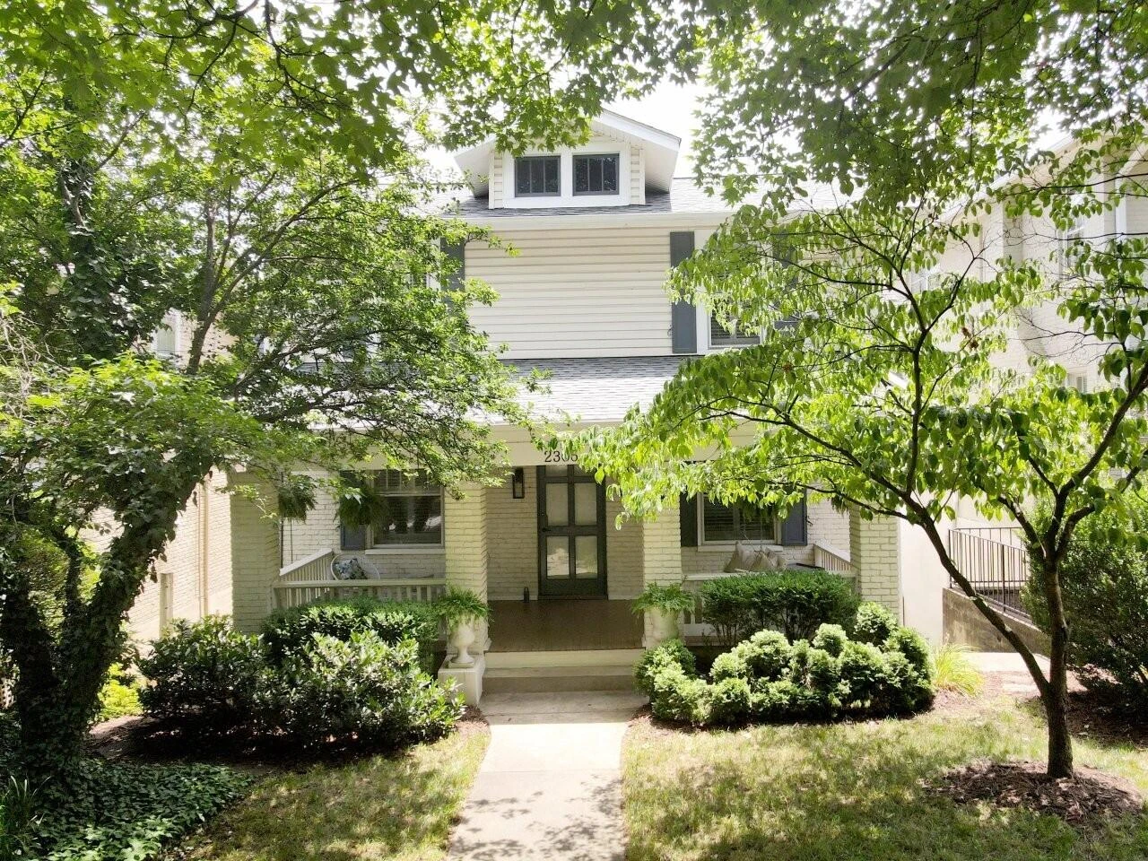 2306 Wycliffe AVE SW - Photo 42