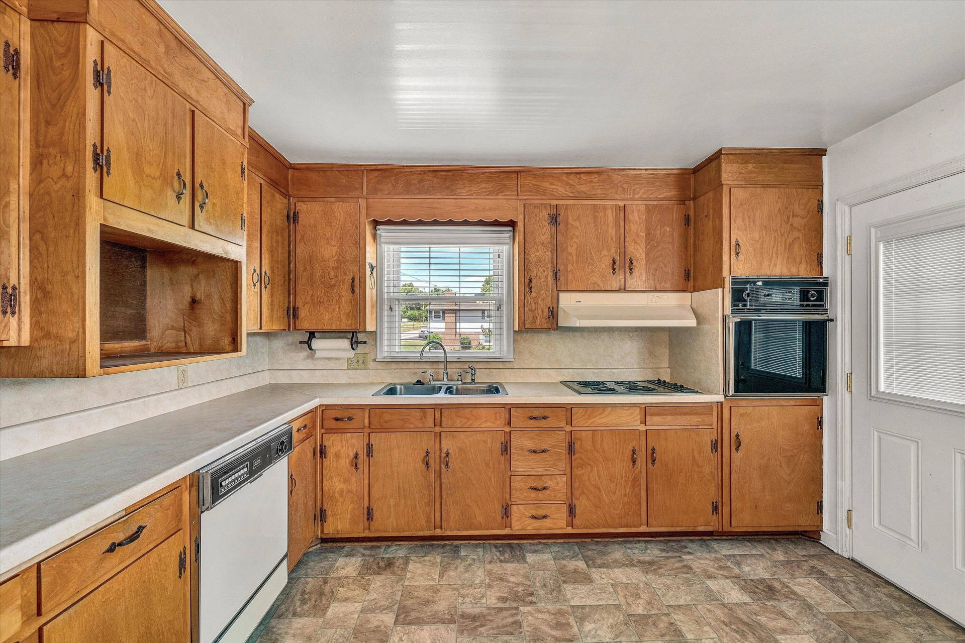 5602 Green Ridge RD NW - Photo 13