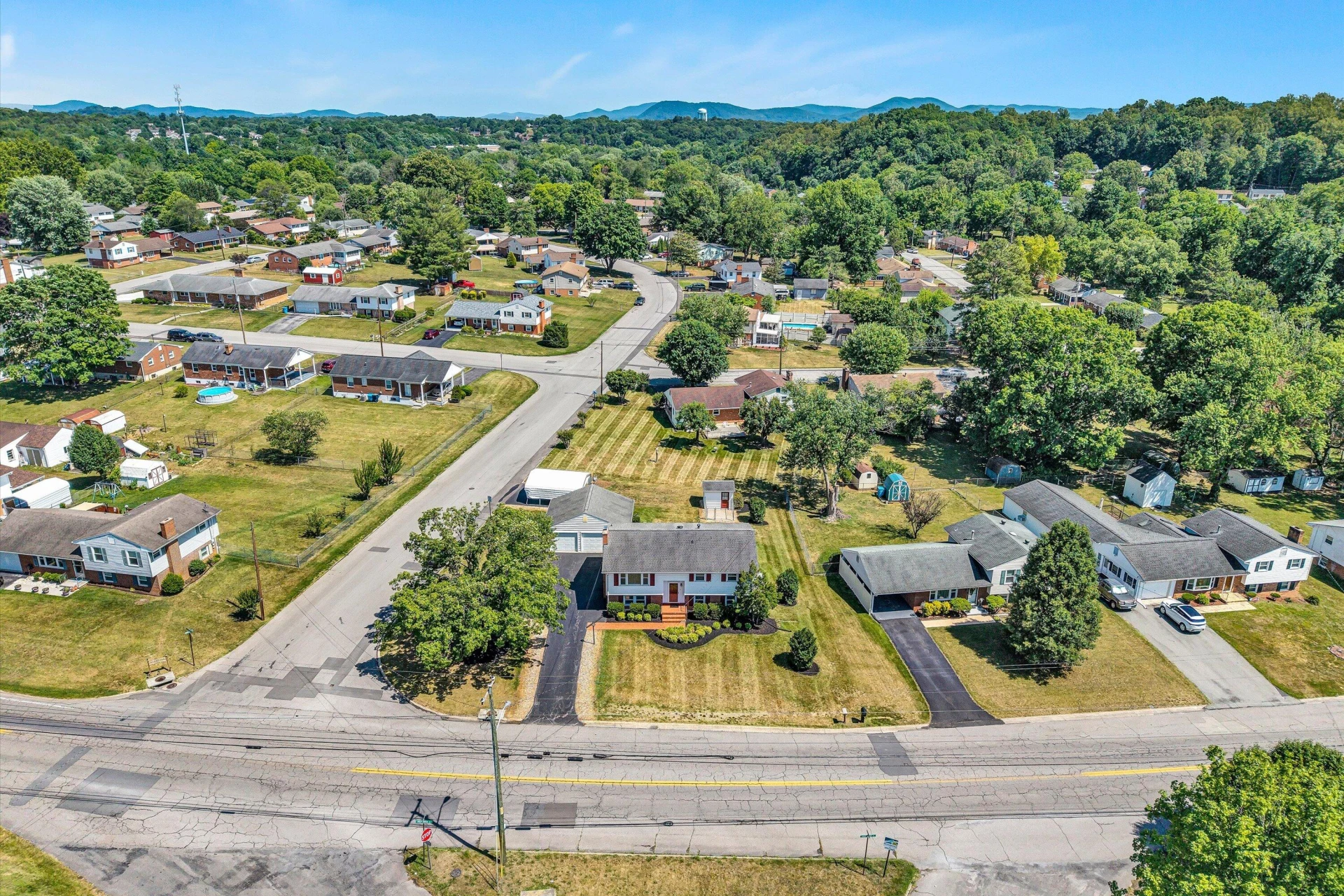 5602 Green Ridge RD NW - Photo 5