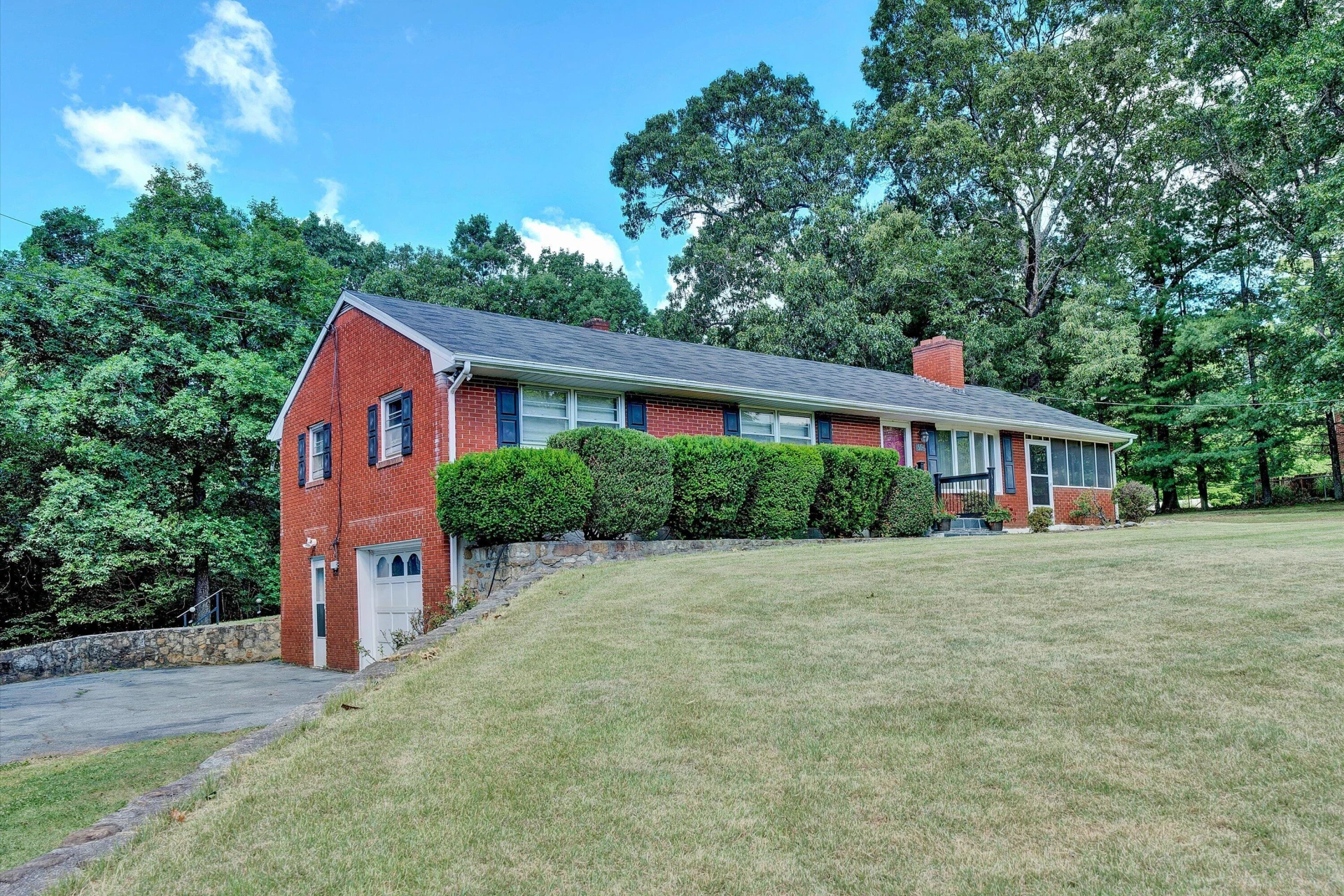 517 Blue Ridge DR - Photo 8