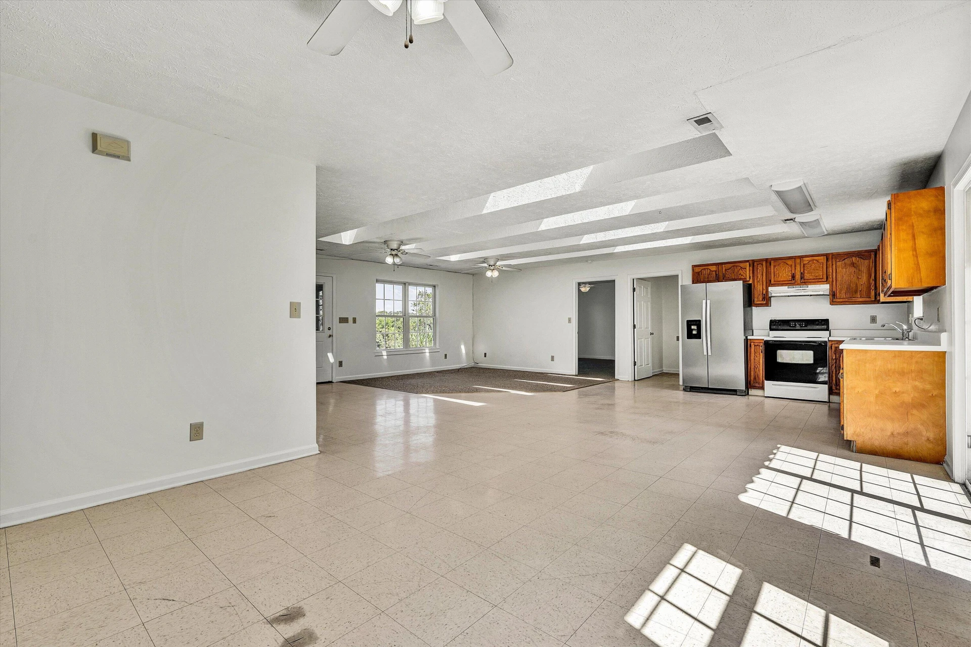 1145 Solanus DR - Photo 11