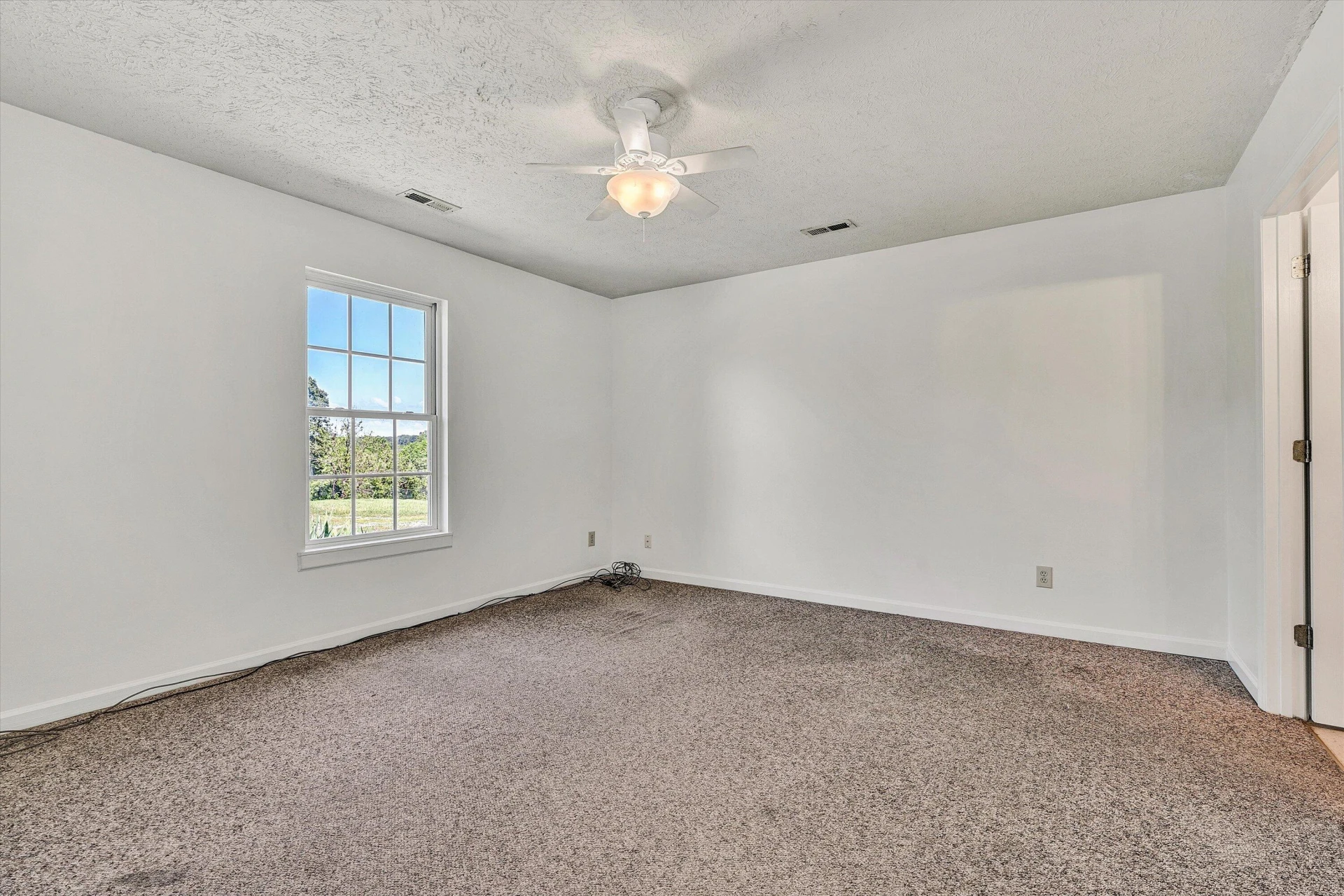1145 Solanus DR - Photo 18
