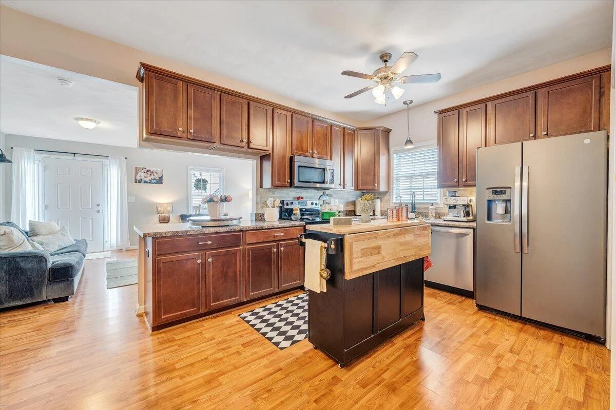 2729 Paddington Station LN - Photo 15