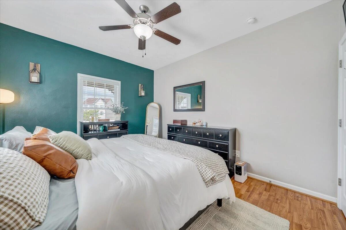 2729 Paddington Station LN - Photo 22