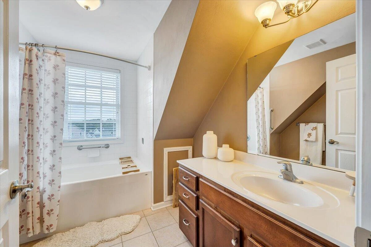 2729 Paddington Station LN - Photo 26