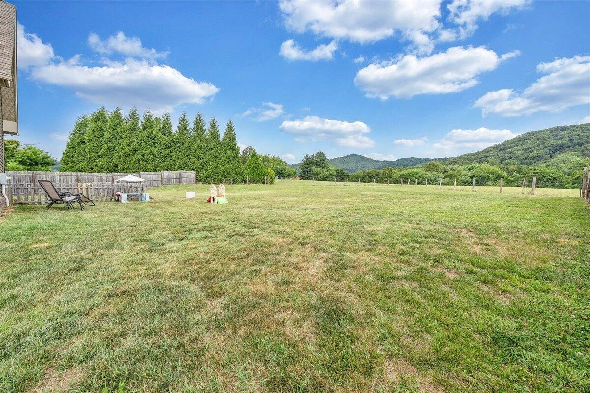 2729 Paddington Station LN - Photo 38