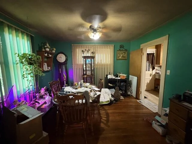 1120 Ferdinand AVE SW - Photo 6