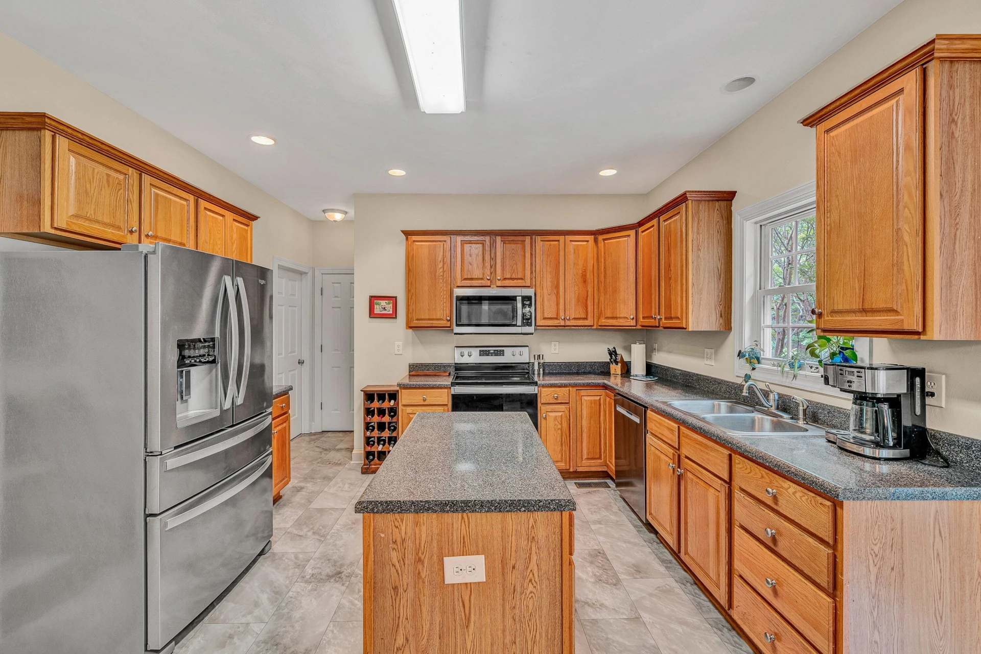 1224 Coronado DR - Photo 14