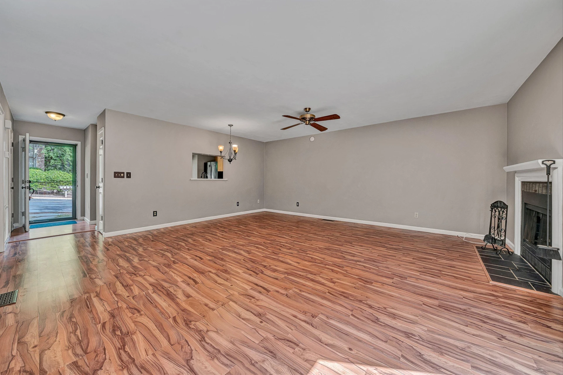 3445 Londonderry CT - Photo 11