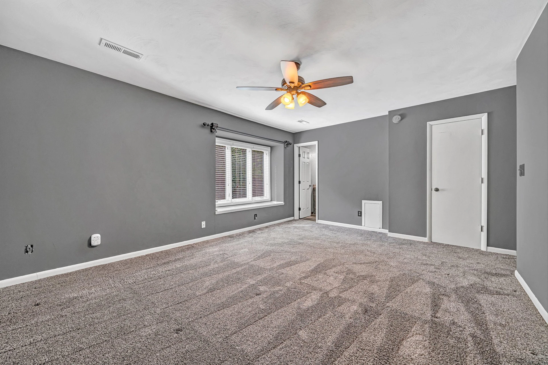 3445 Londonderry CT - Photo 18