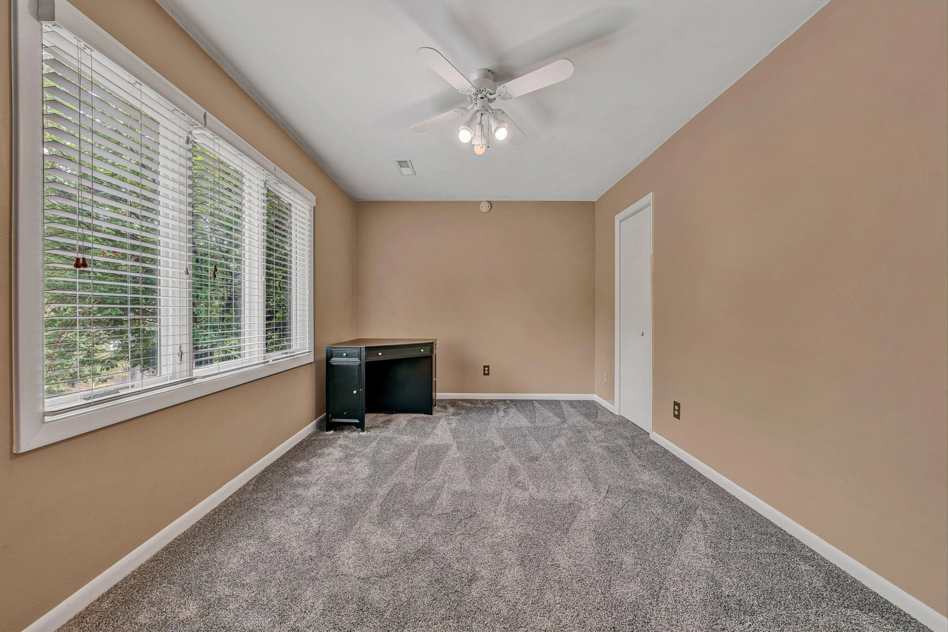 3445 Londonderry CT - Photo 20