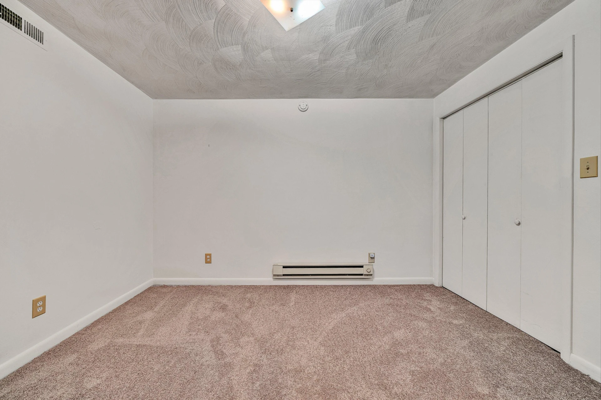3445 Londonderry CT - Photo 26