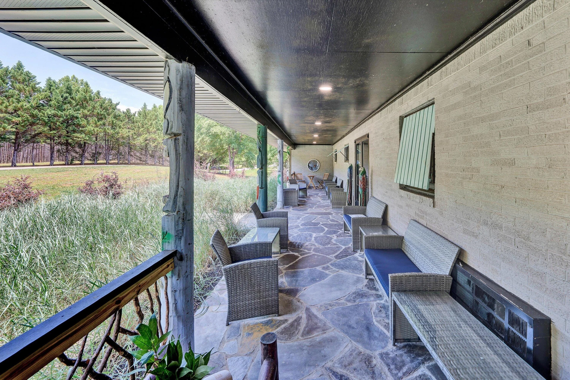 399 Royal Estates BLVD - Photo 14