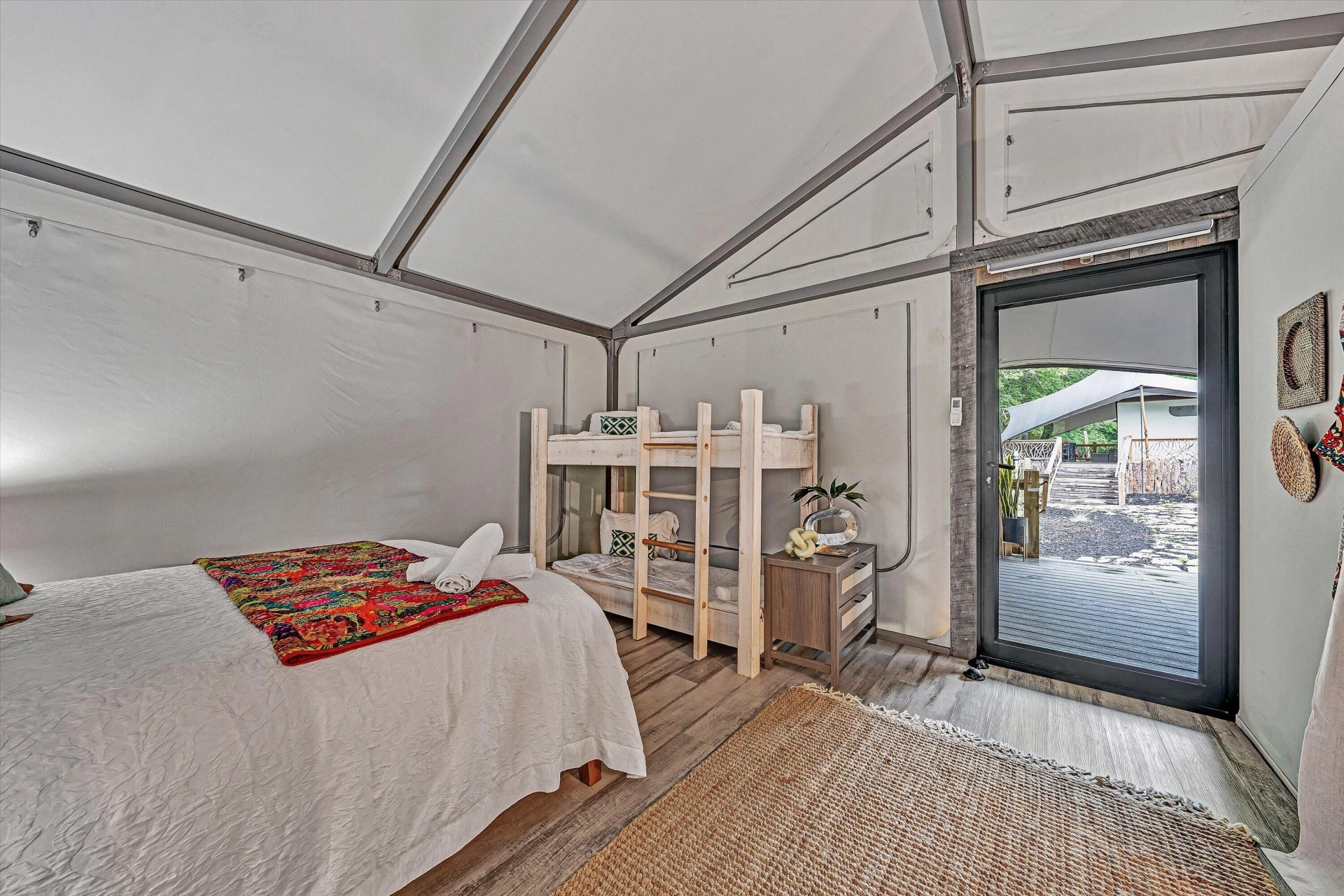 399 Royal Estates BLVD - Photo 55