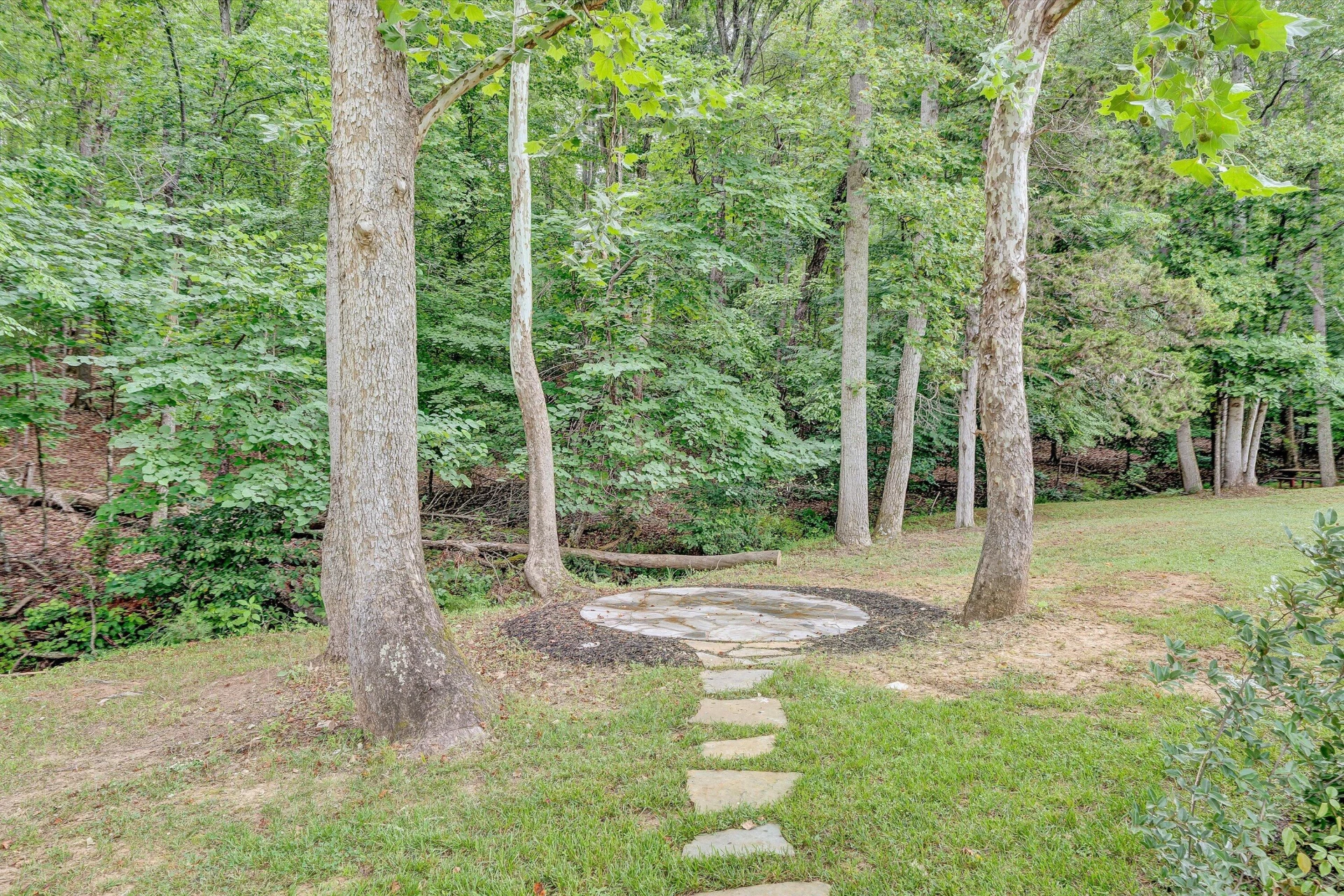 399 Royal Estates BLVD - Photo 79