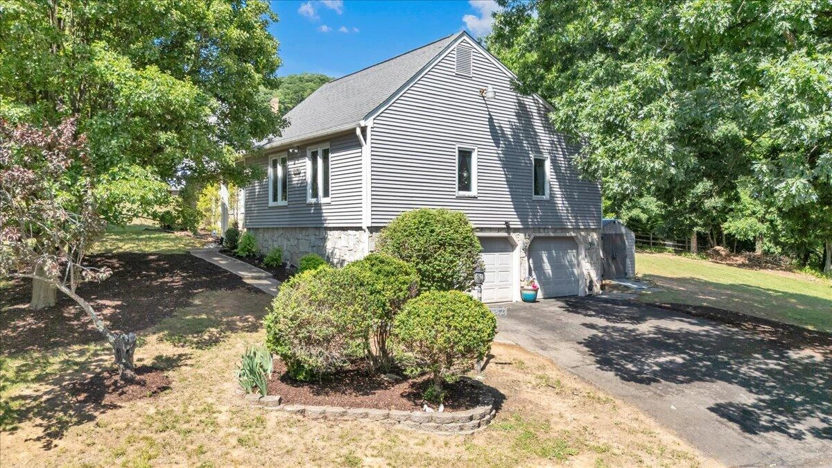 4275 Toddsbury DR - Photo 3