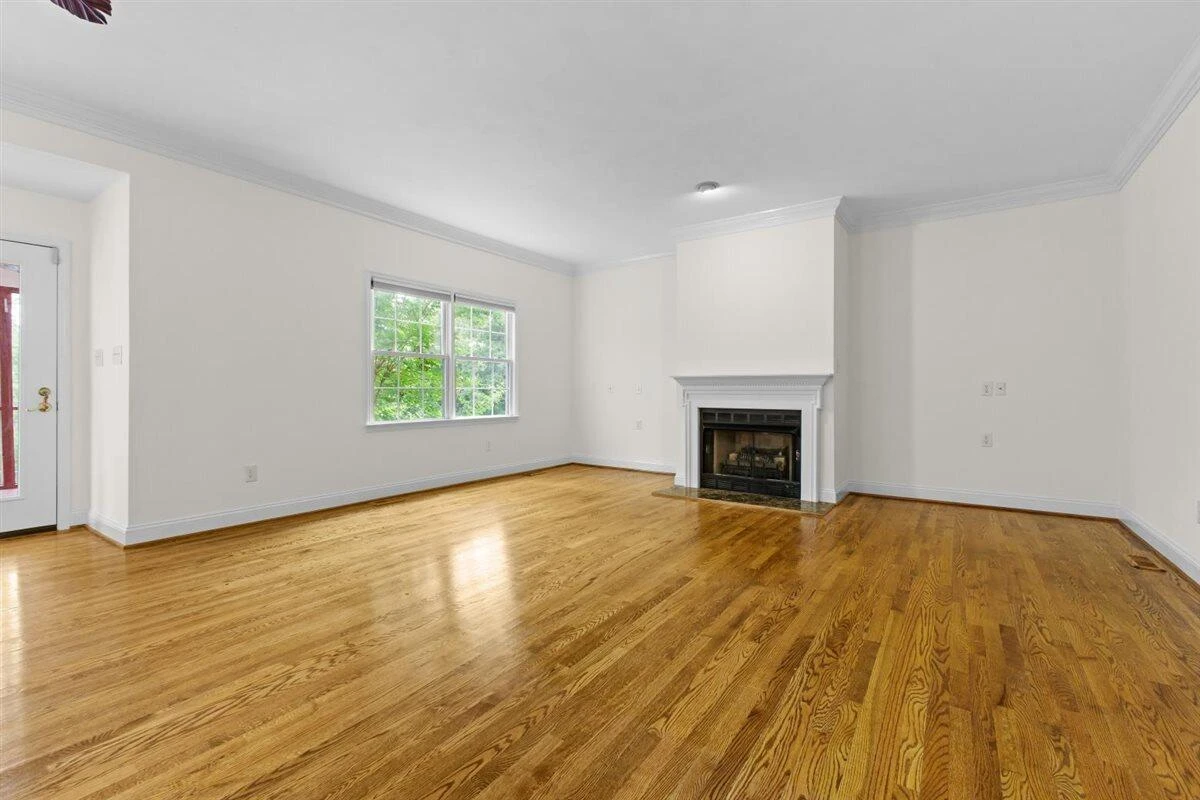 5975 Landview DR - Photo 13