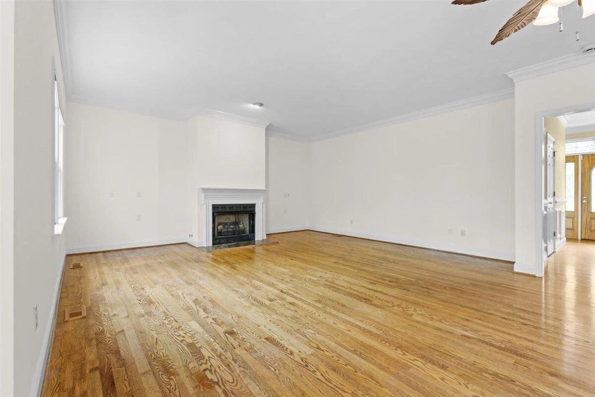 5975 Landview DR - Photo 15