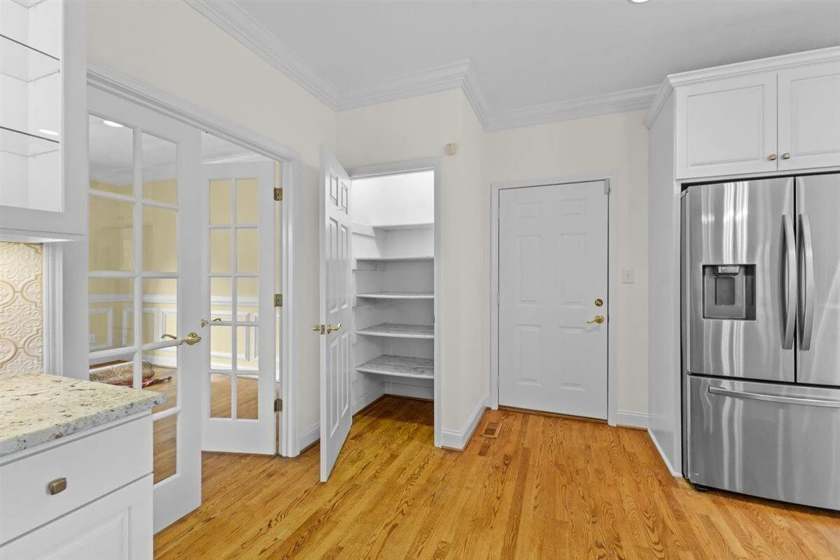5975 Landview DR - Photo 17