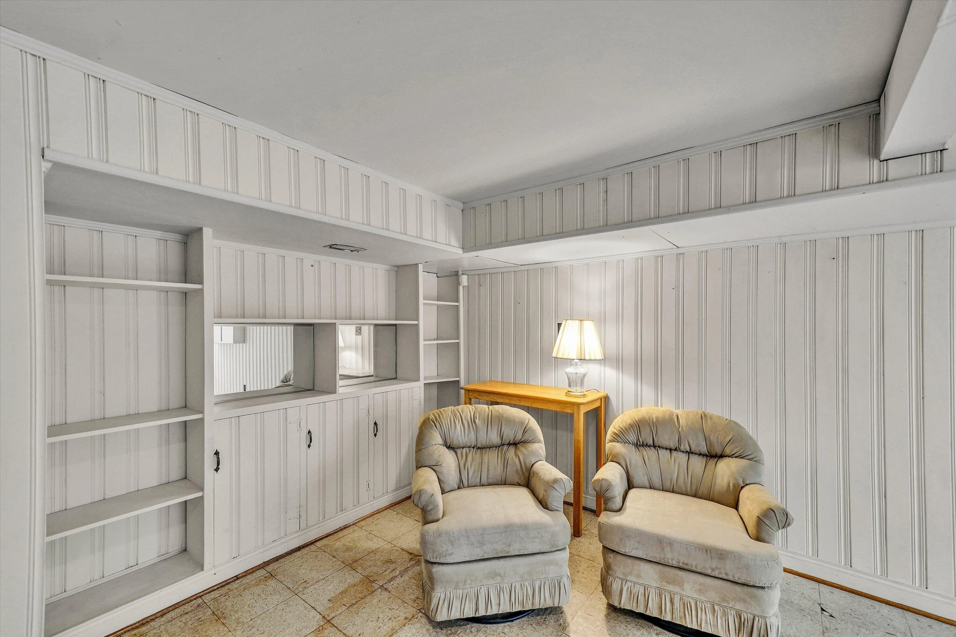 225 HILLCREST DR - Photo 36