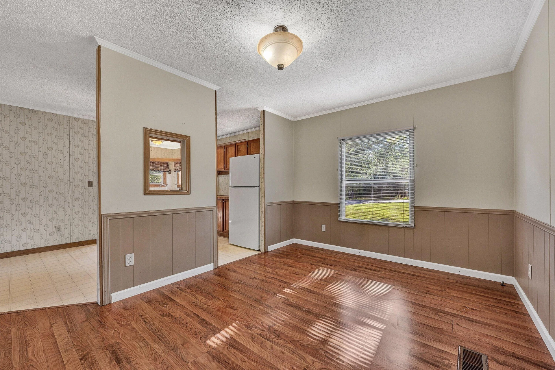 8755 Rocky Ford RD - Photo 9