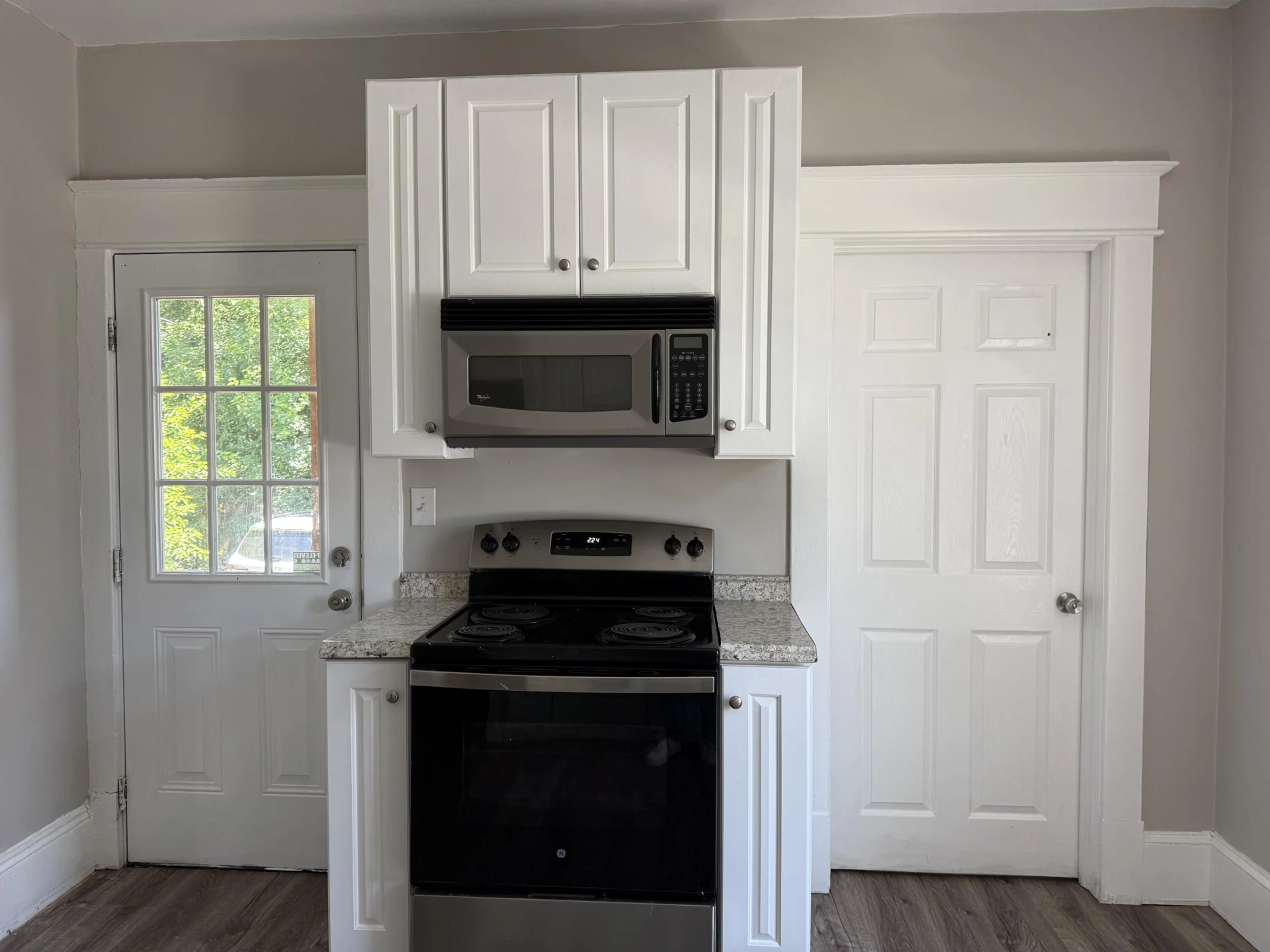 1502 9th ST SE - Photo 13