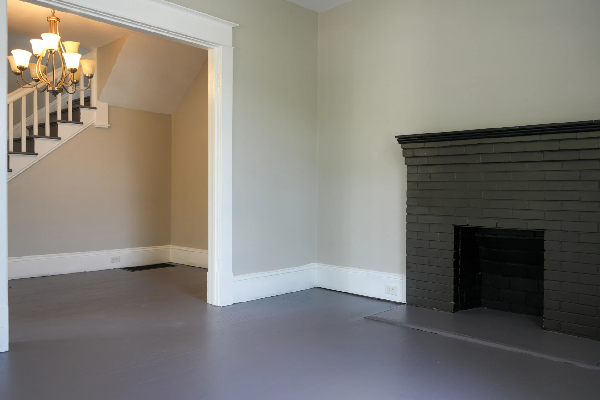 1502 9th ST SE - Photo 8