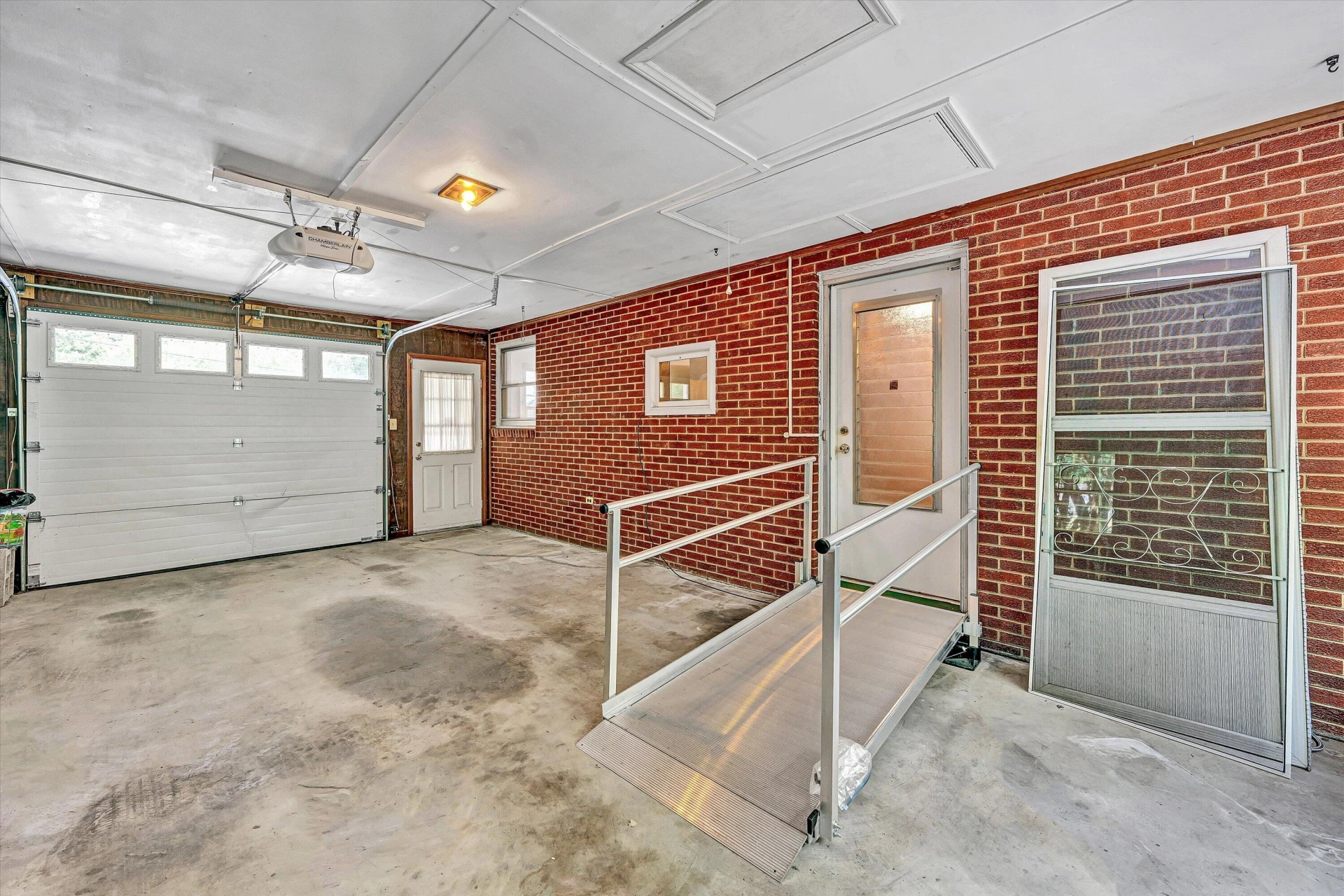 4506 Rosecrest RD - Photo 13