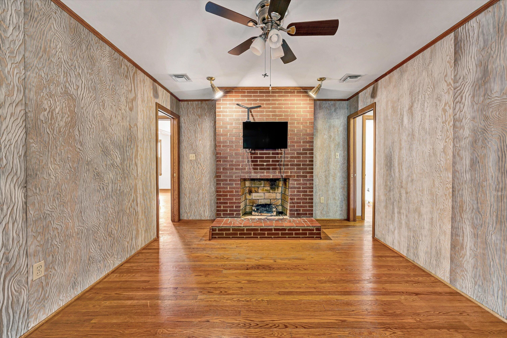 4506 Rosecrest RD - Photo 17