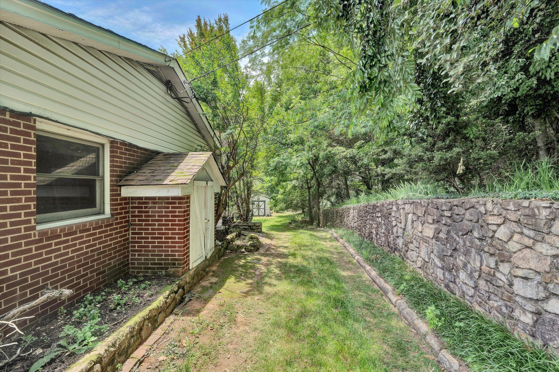 4506 Rosecrest RD - Photo 34