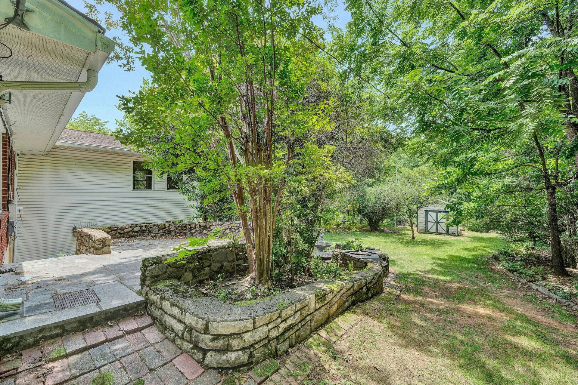 4506 Rosecrest RD - Photo 39
