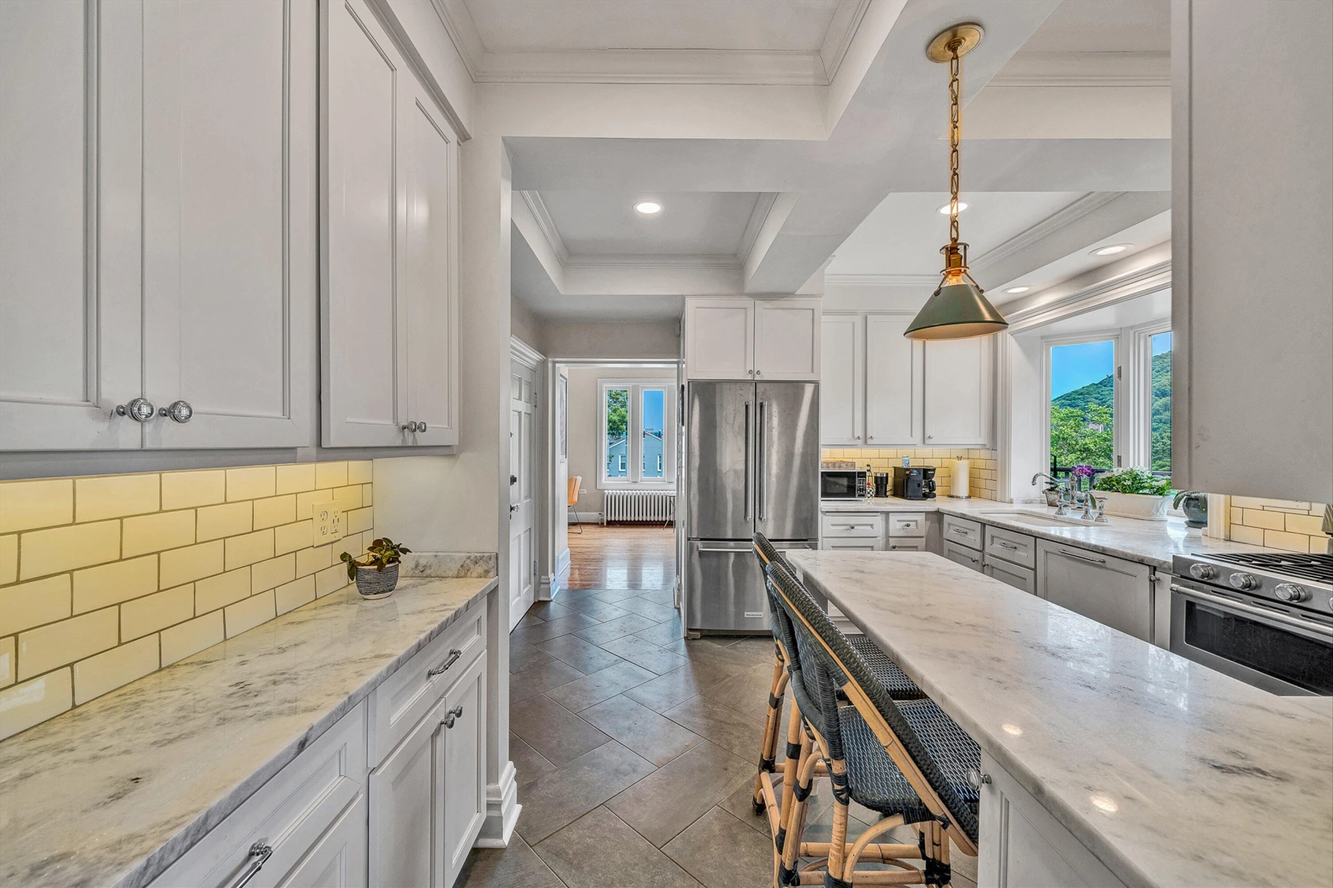 2406 Wycliffe AVE SW - Photo 25