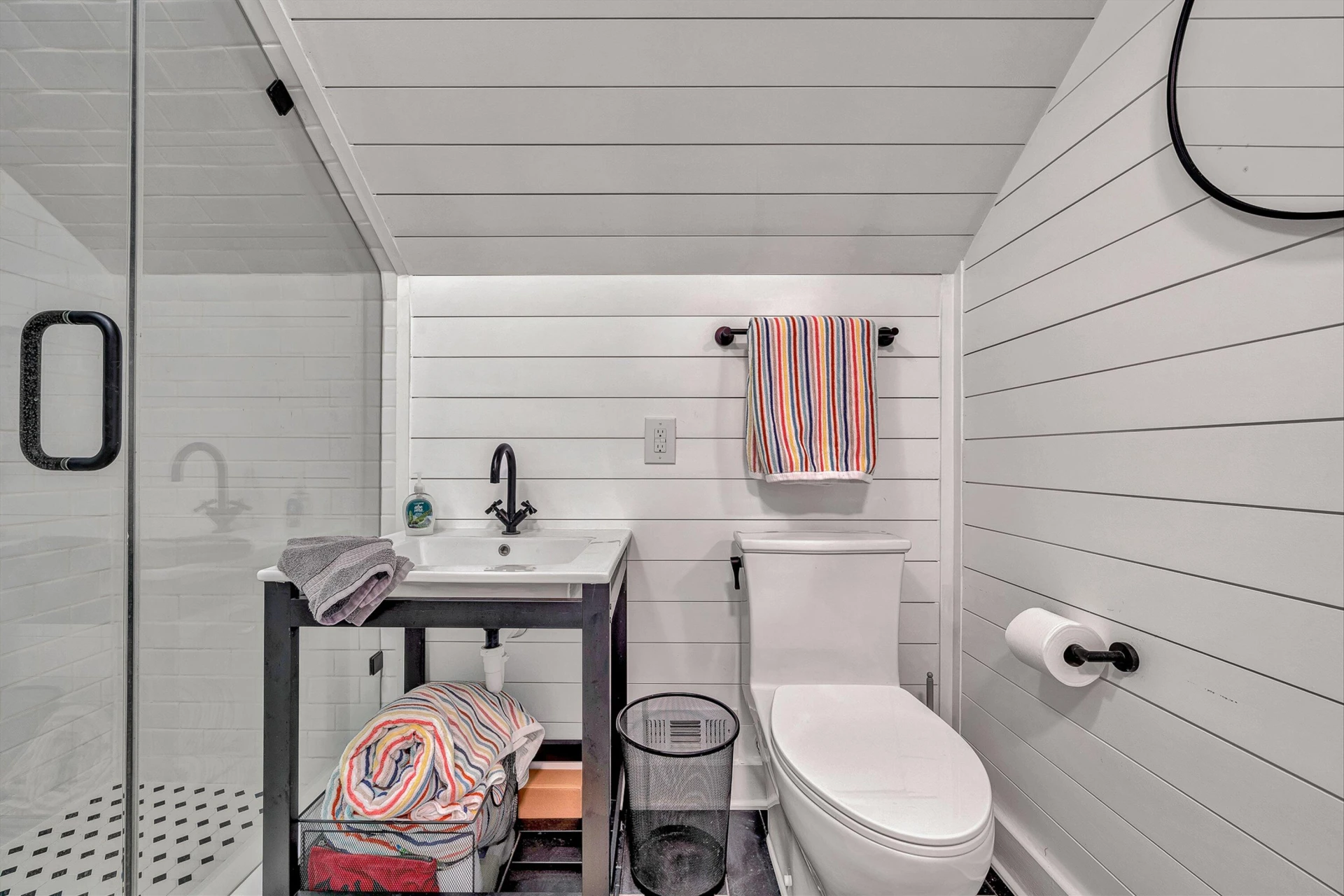 2406 Wycliffe AVE SW - Photo 47