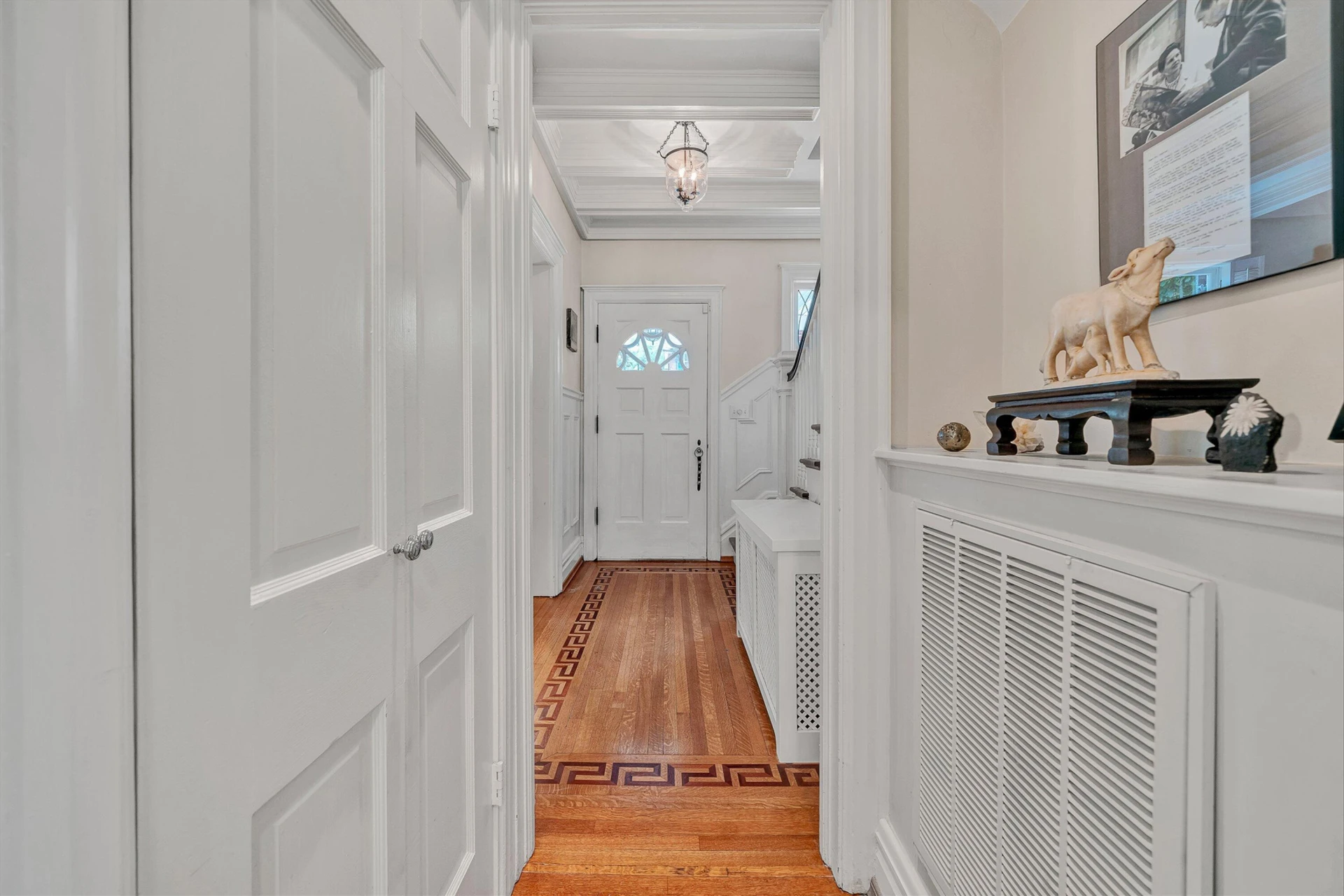 2406 Wycliffe AVE SW - Photo 5