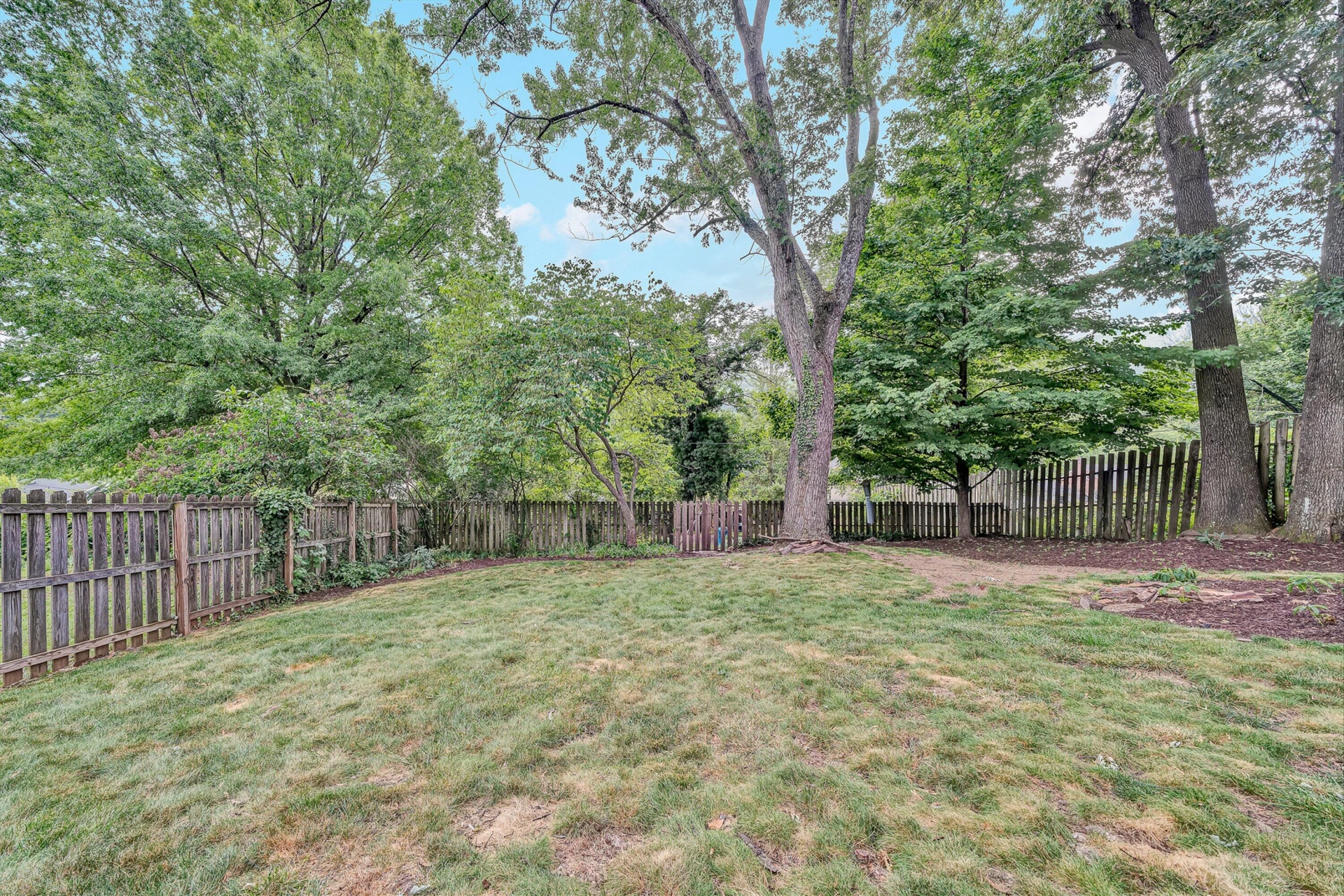 2406 Wycliffe AVE SW - Photo 70