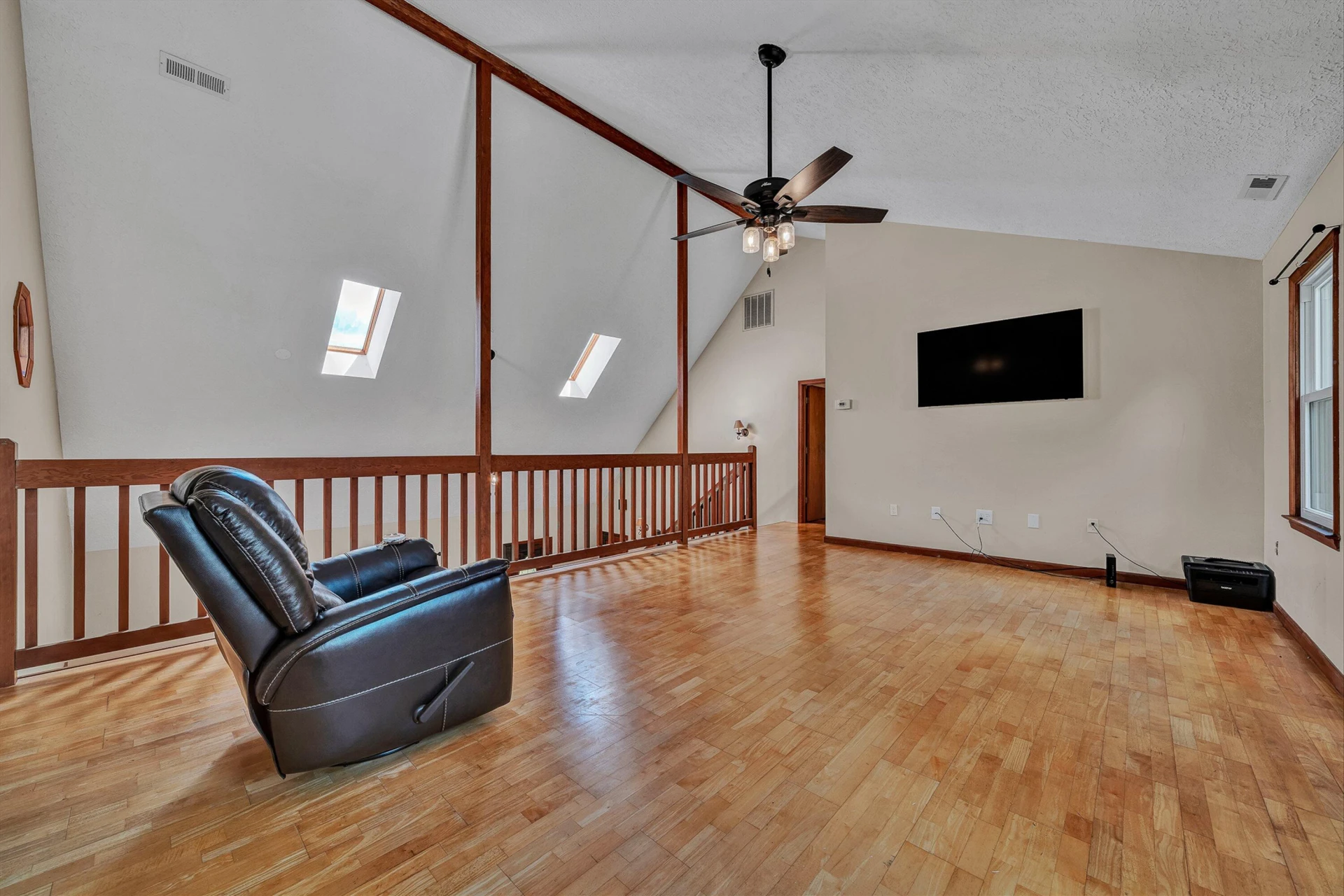 335 DAYTONA DR - Photo 24
