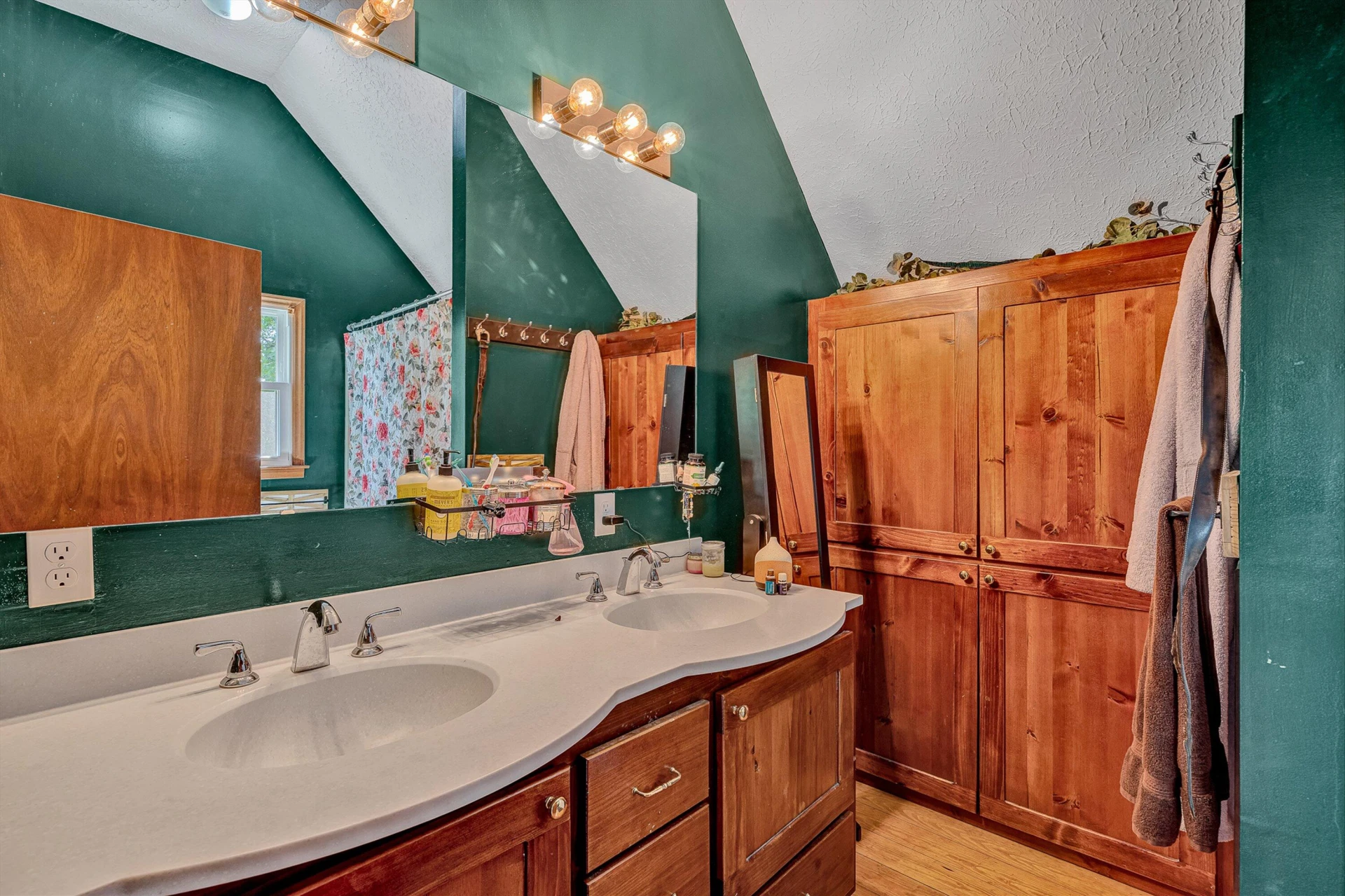 335 DAYTONA DR - Photo 30