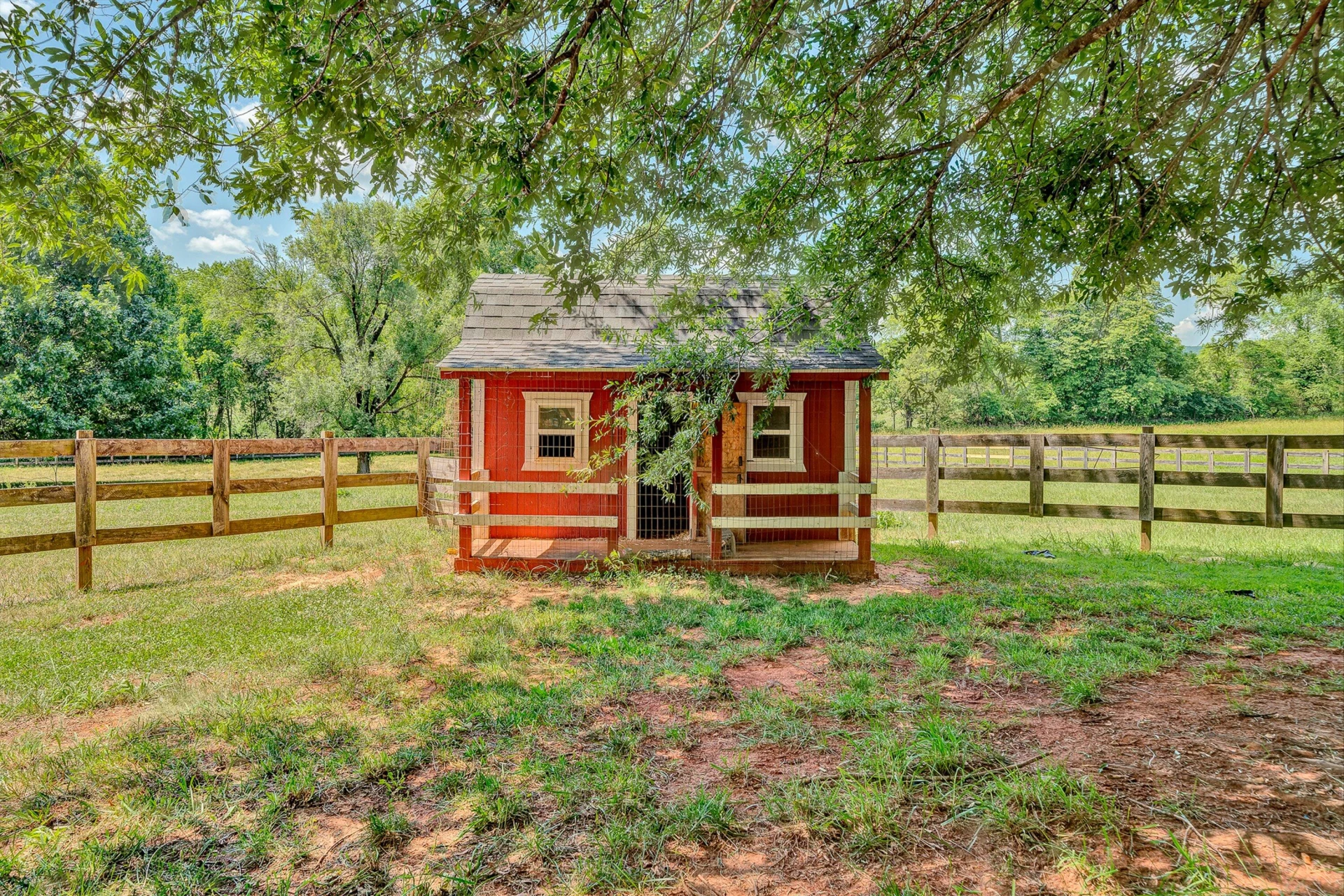 335 DAYTONA DR - Photo 39
