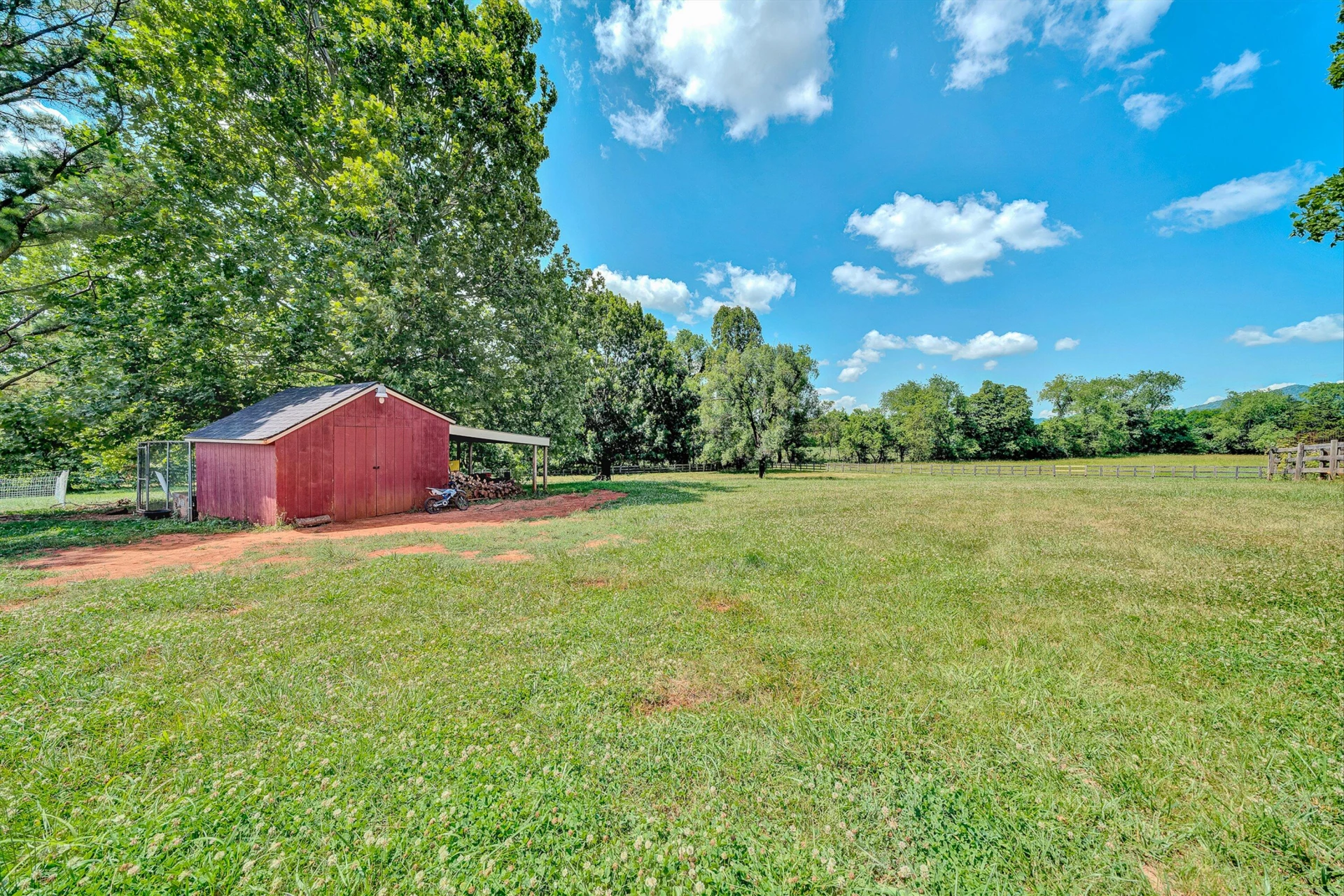 335 DAYTONA DR - Photo 45