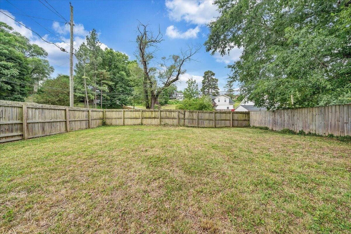 1002 Howbert AVE SW - Photo 28