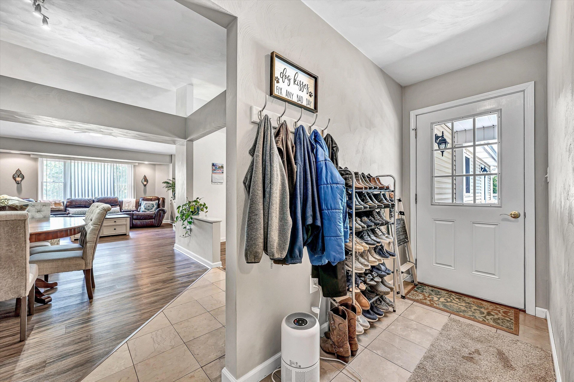 111 Barrington CT - Photo 14