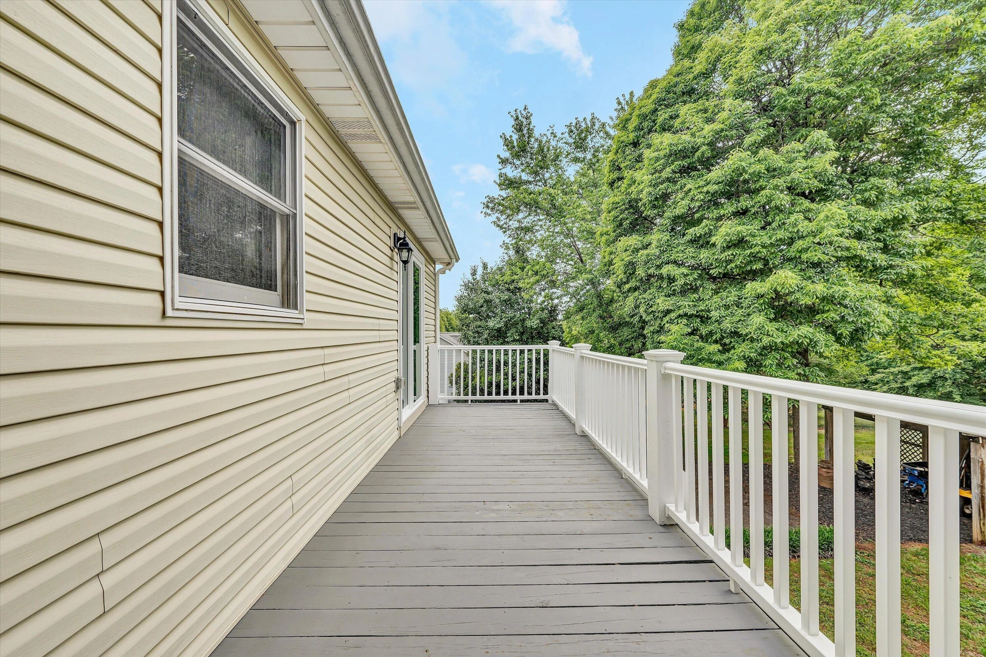 111 Barrington CT - Photo 19