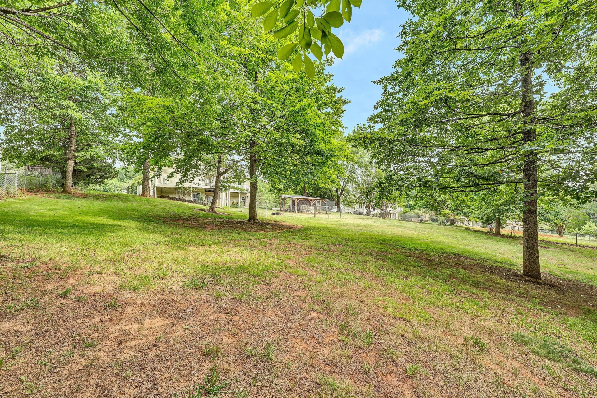 111 Barrington CT - Photo 45
