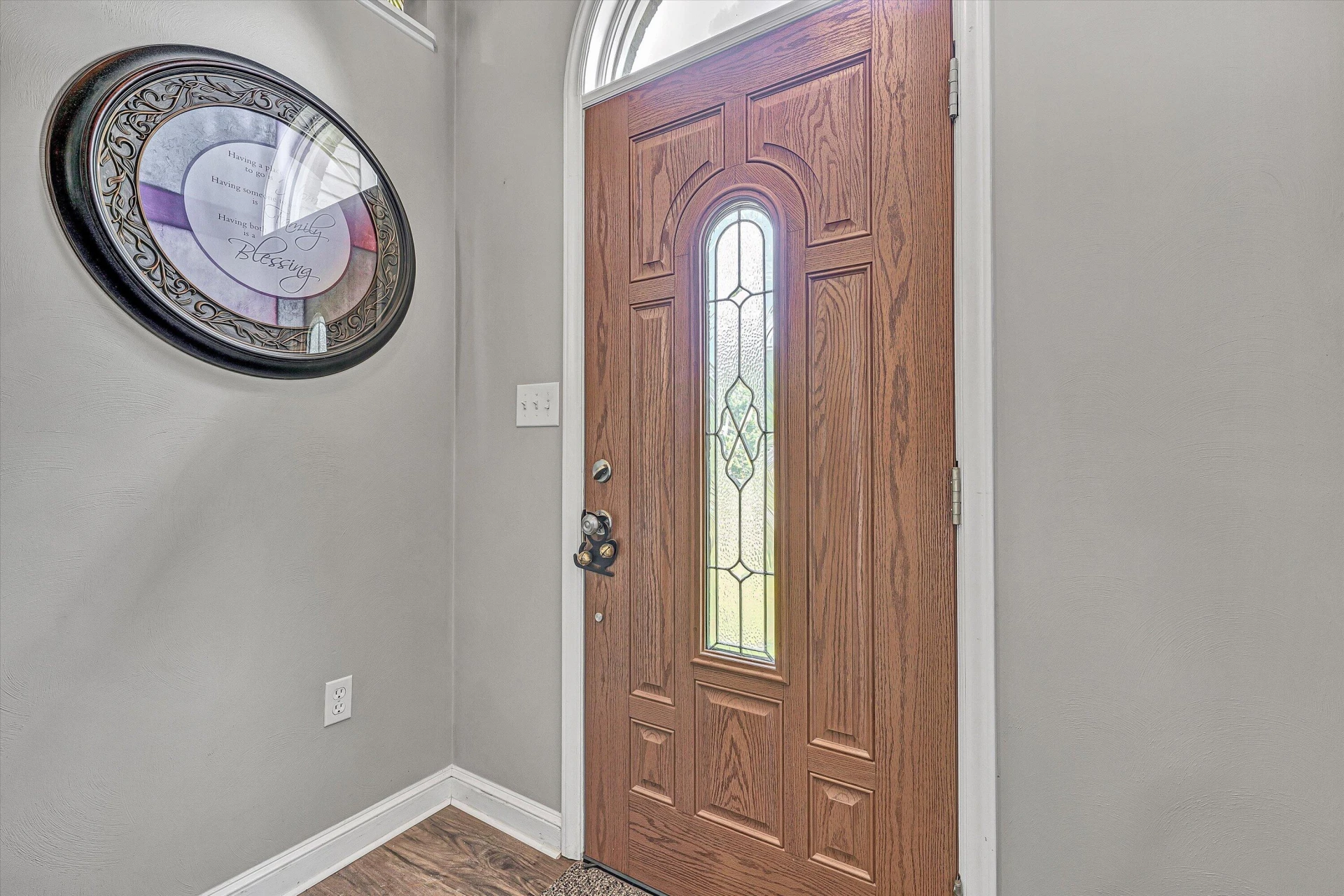 111 Barrington CT - Photo 5