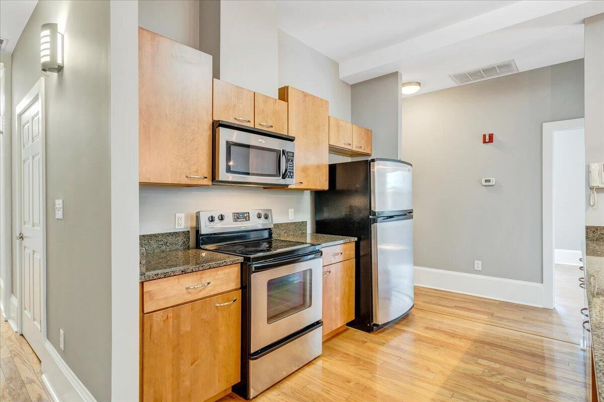 418 1st ST SW #4 - Photo 10