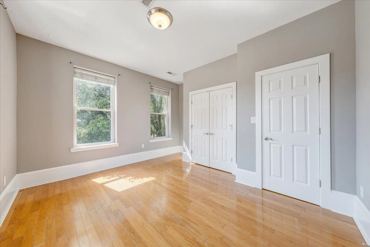 418 1st ST SW #4 - Photo 19