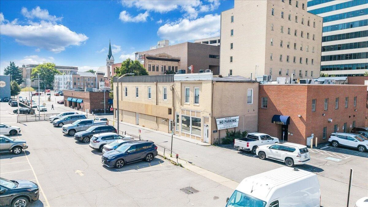 418 1st ST SW #4 - Photo 38