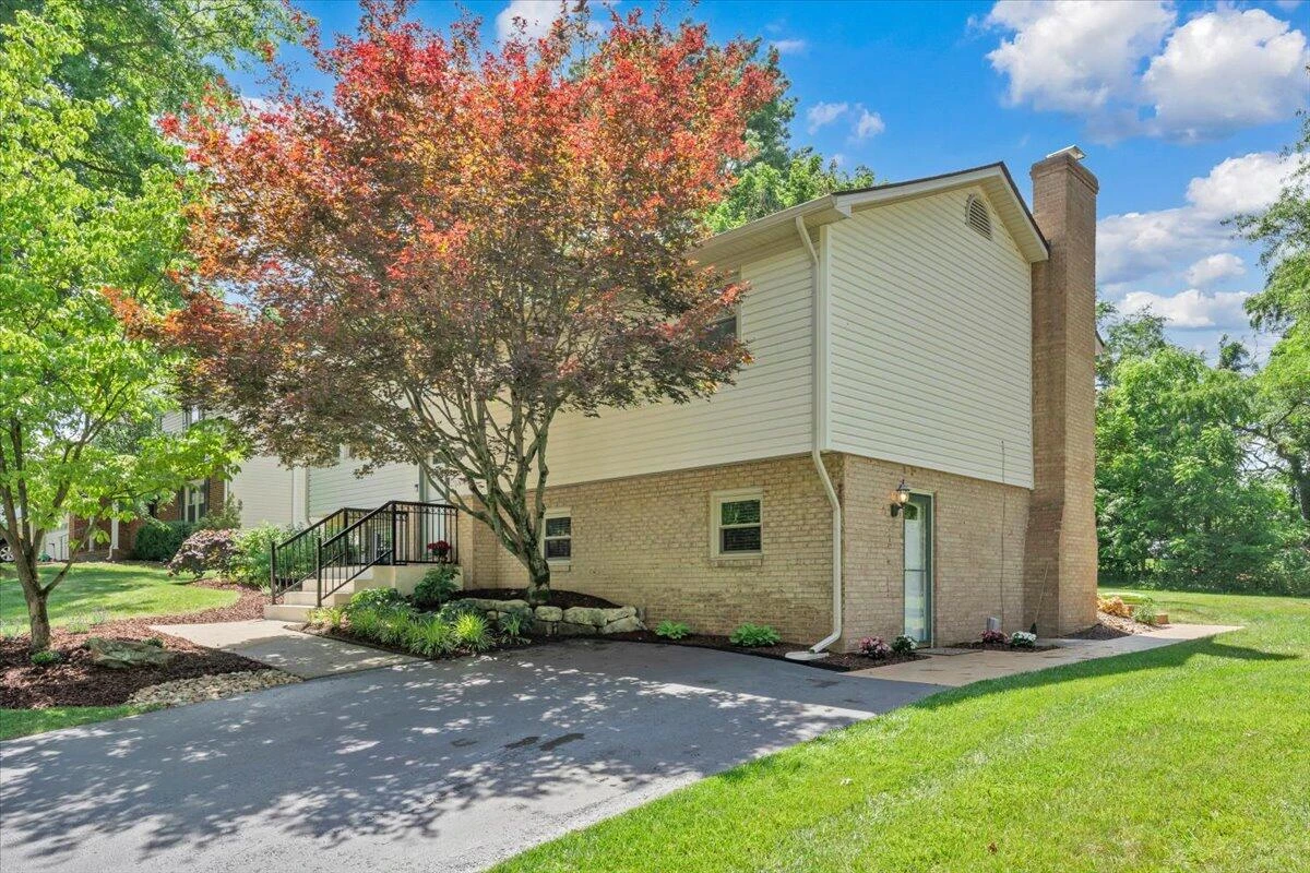 309 Woodbine DR - Photo 3