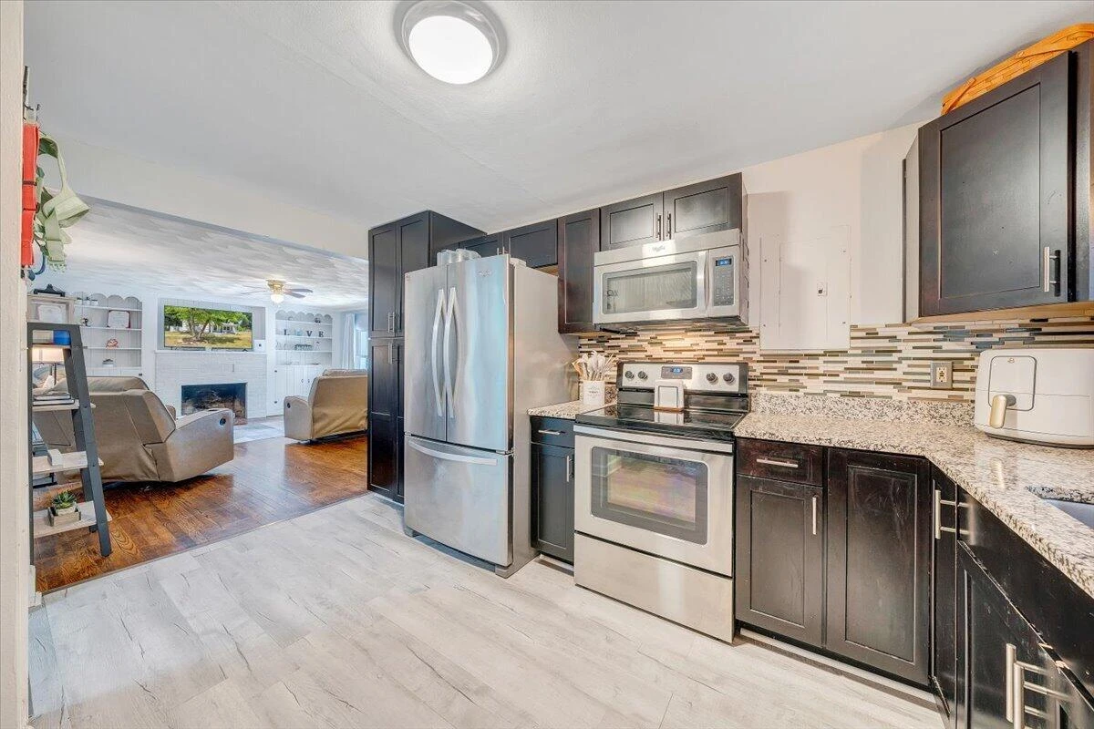 105 Barnett RD - Photo 15