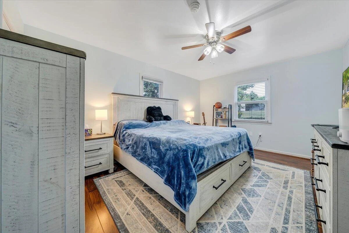 105 Barnett RD - Photo 16